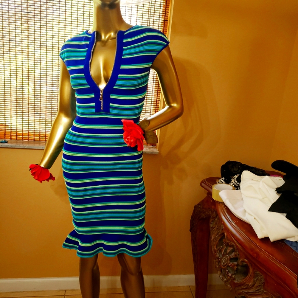 Torn By RONNY KOBO  size small